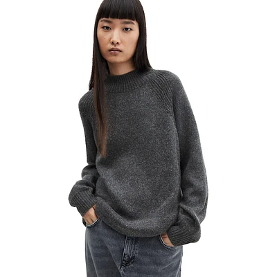 Oversized Mockneck Raglan Sweater