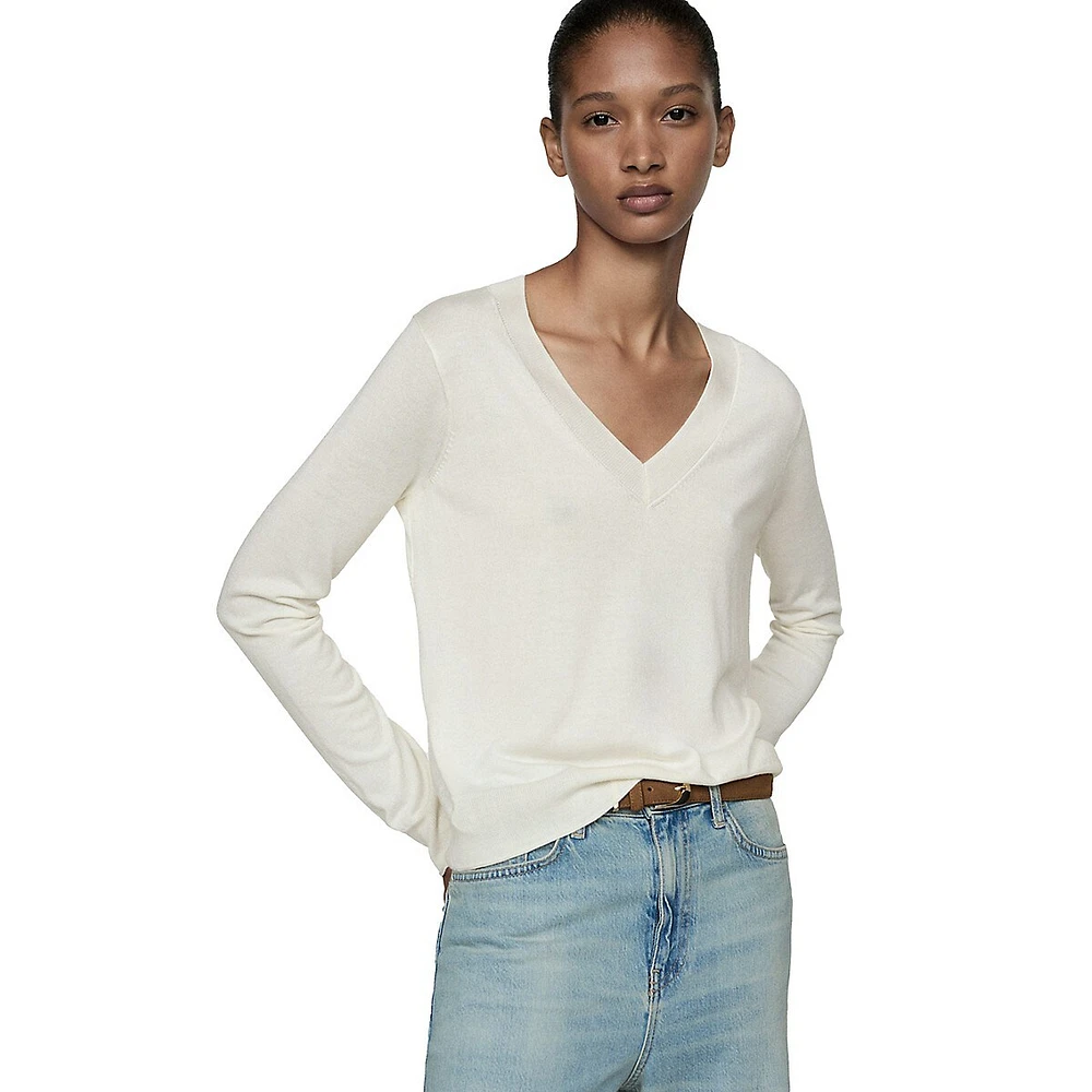 Lucav V-Neck Sweater