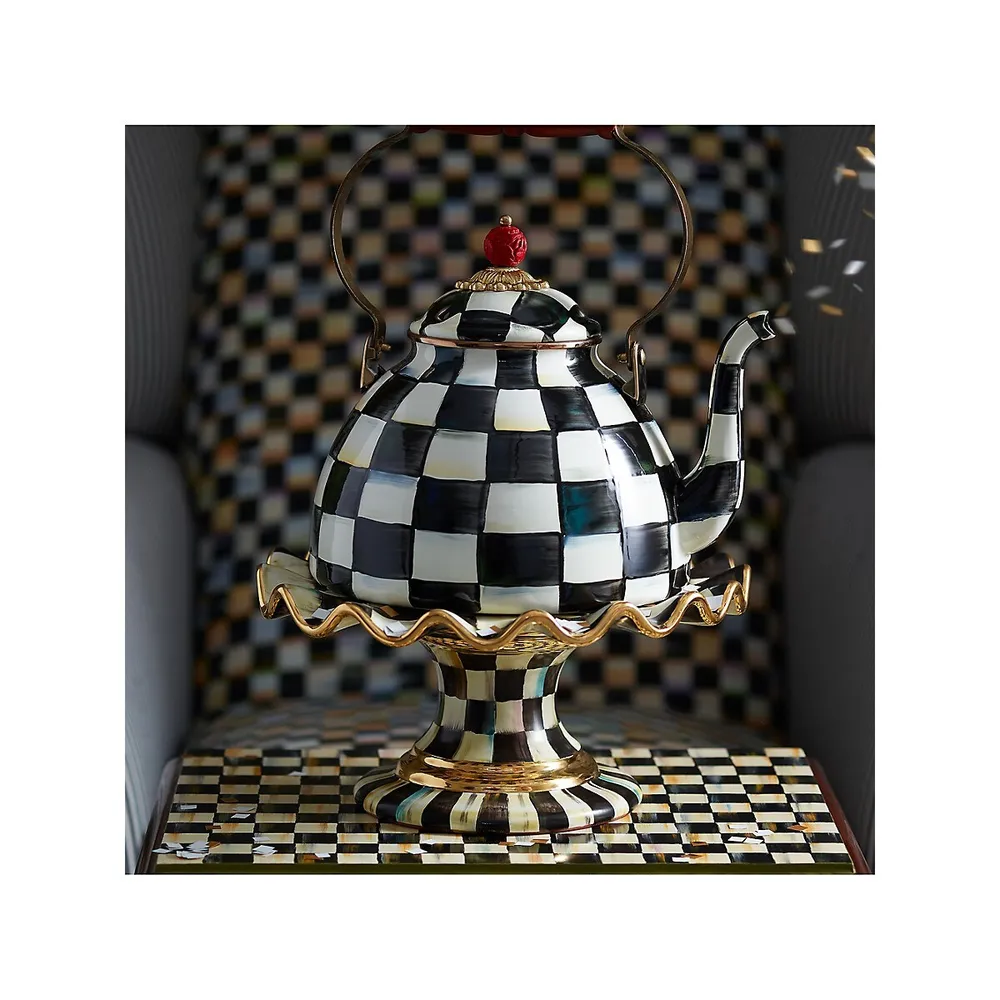 Courtly Check Fluted Cake Stand