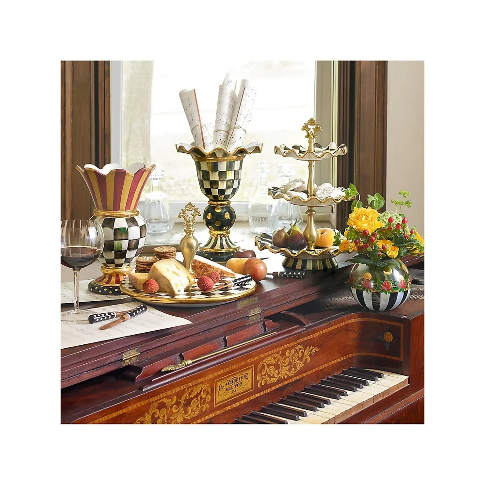 Courtly Check Enamel 3-Tier Sweet Stand