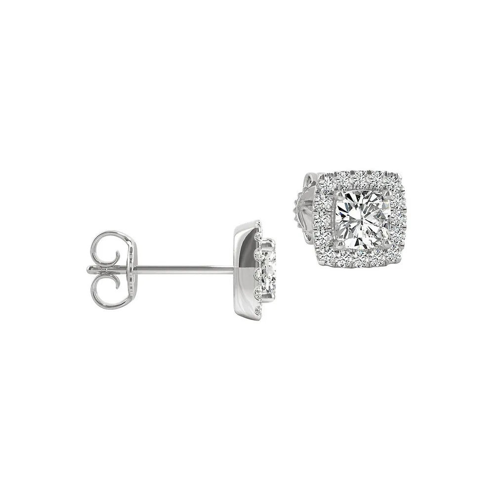 Boutons d'oreilles style halo en or blanc 14 ct avec moissanite taillée en coussin de 1,32 ct PT