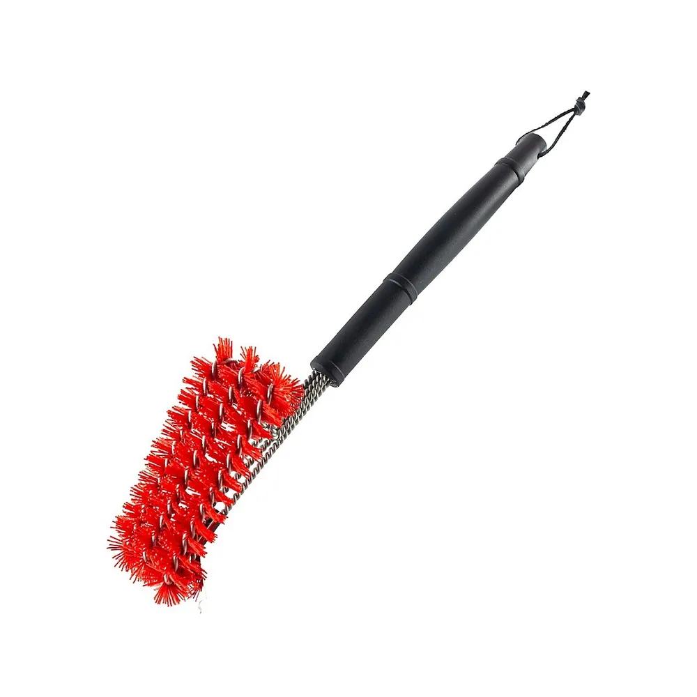 Dyna-Glo 18 Flat Top Grill Brush with Palmyra Bristles and Stainless Steel  Scraper - Black