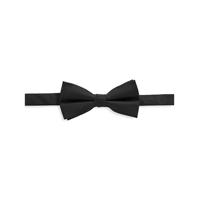 Pre-Tied Textured Bow Tie