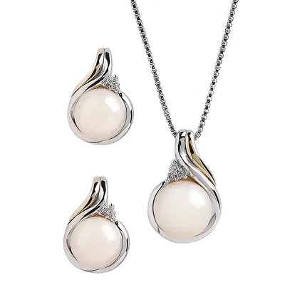 14K Yellow Gold and Sterling Silver 0.36ct Diamond and Pearl Earring and Pendant Set