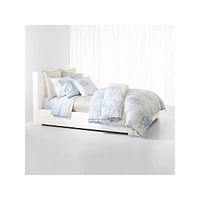 ​​​Spencer Matelassé Coverlet