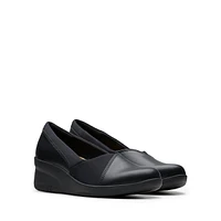 Suttyn Walk Wedge-Heel Leather Pumps