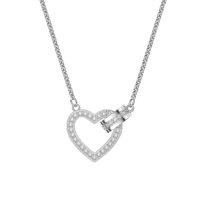 Joli collier rhodié avec pendentif de cœur en cristal