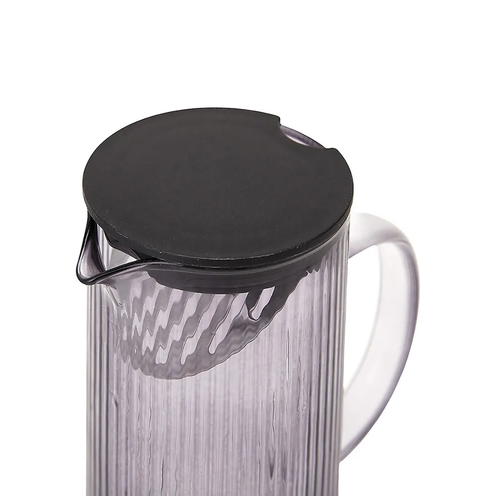 Ribbed Glass Jug With Strainer 1.2L