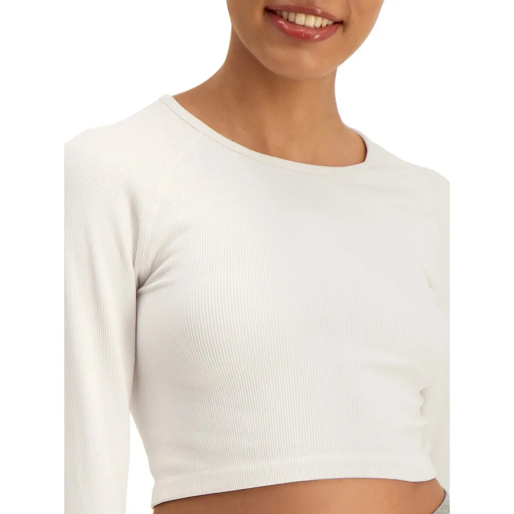 Long-Sleeve Seamfree Crop Top