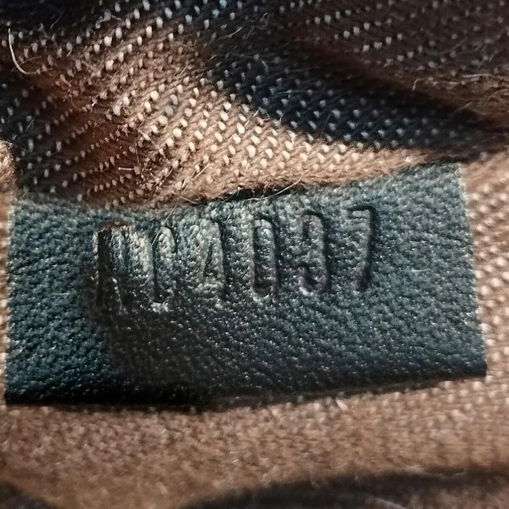 Louis Vuitton - Brown Monogram Shearling Sac Thunder