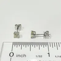 10k White Gold 0.50 Cttw Princess Cut Canadian Diamond Solitaire Stud Earrings