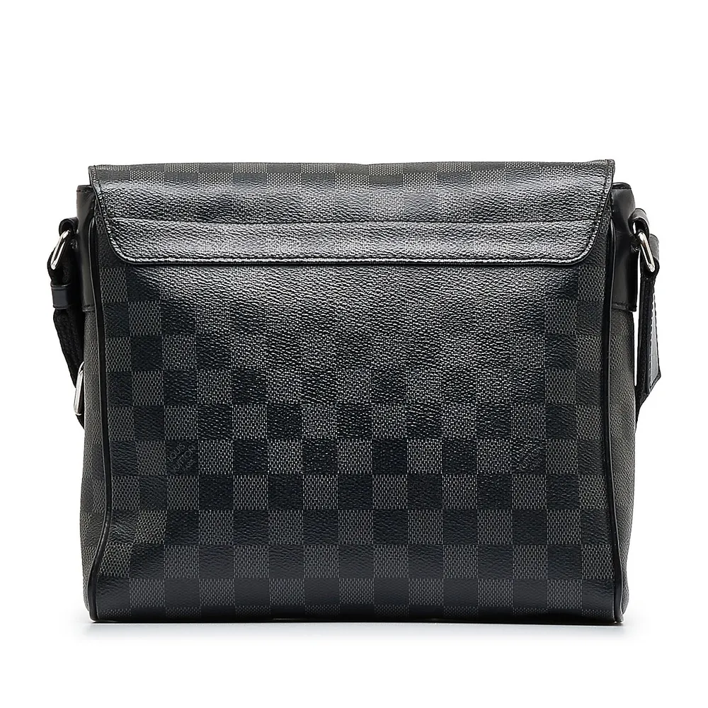 Pre-Owned Louis Vuitton District PM Messenger Bag