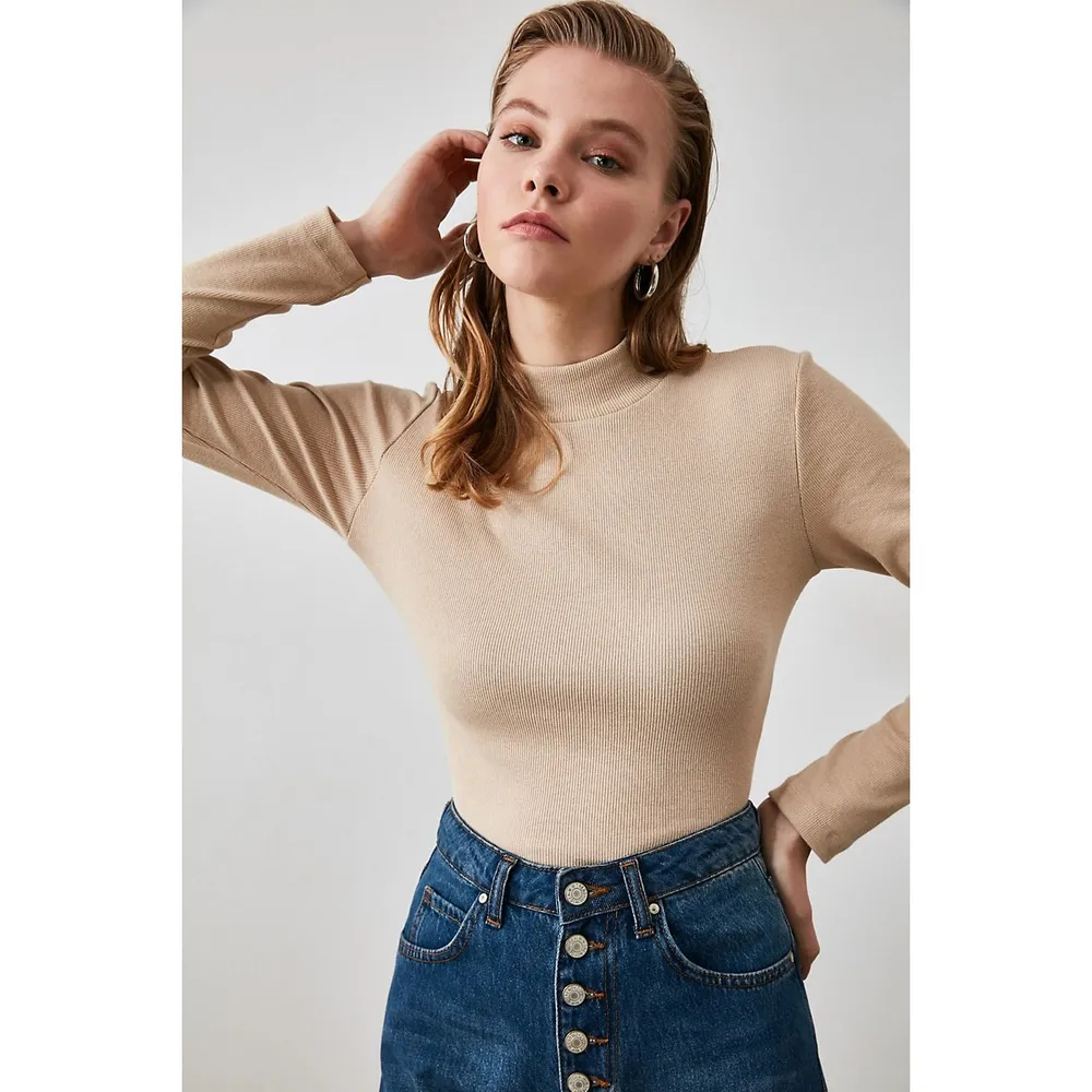 Women Slim Fit Basic Turtleneck Knitted Blouse