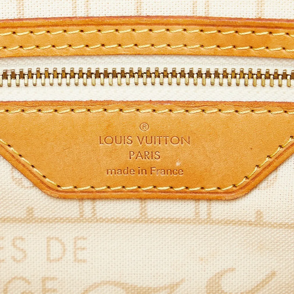  Louis Vuitton, Pre-Loved Damier Ebene Neverfull PM