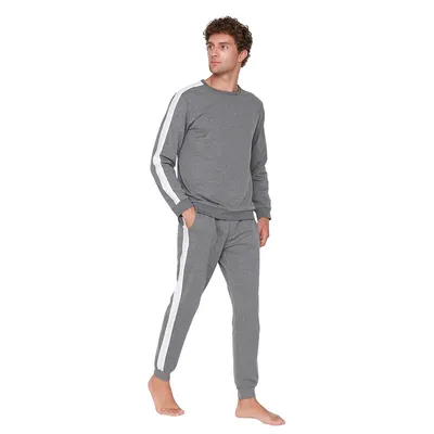 Male Plain Medium Knitted Pajama Set