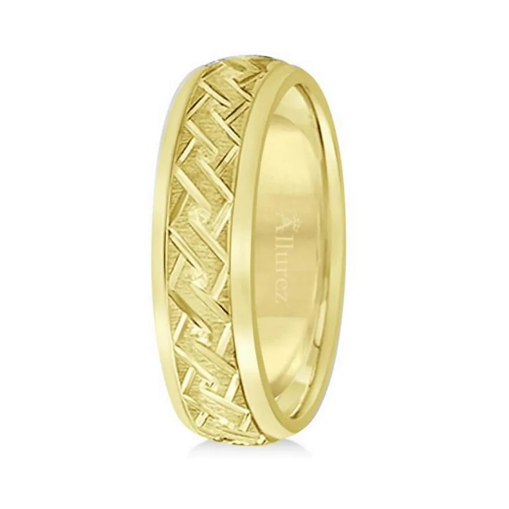 Men's Fancy Carved Comfort-fit Wedding Band 18k Yellow Gold (5mm)