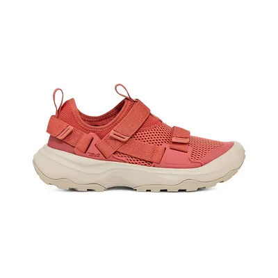 Outflow Universal Textural Water Sneaker