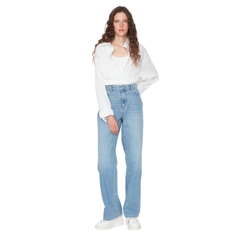 High-Waisted Wow Wide-Leg Jeans