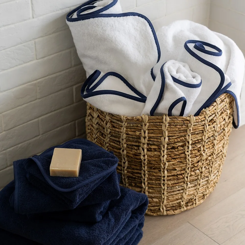 Lacoste Heritage 6 Piece Towel Set - White