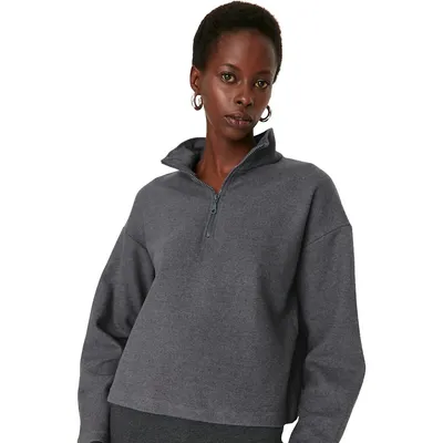 Women Regular Fit Basic Crew Neck Knitted Sweatshirt
