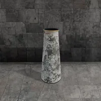 Metal Vase (oxy)
