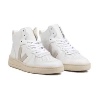 V15 Leather Trainers
