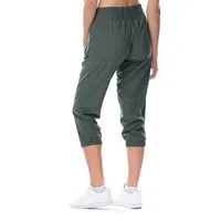 Womens 4-way Woven Capri With 23-inch Inseam, Side Zip Pockets