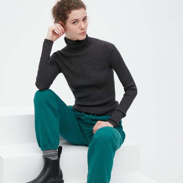 UNIQLO Extra Fine Merino Ribbed Turtleneck Long-Sleeve Sweater