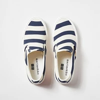 CANVAS SLIP ON SHOES