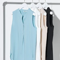 RAYON SKIPPER COLLAR SLEEVELESS BLOUSE