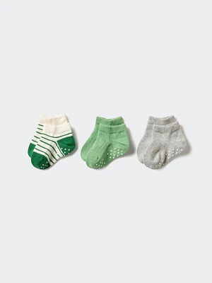 SOCKS (3 PAIRS