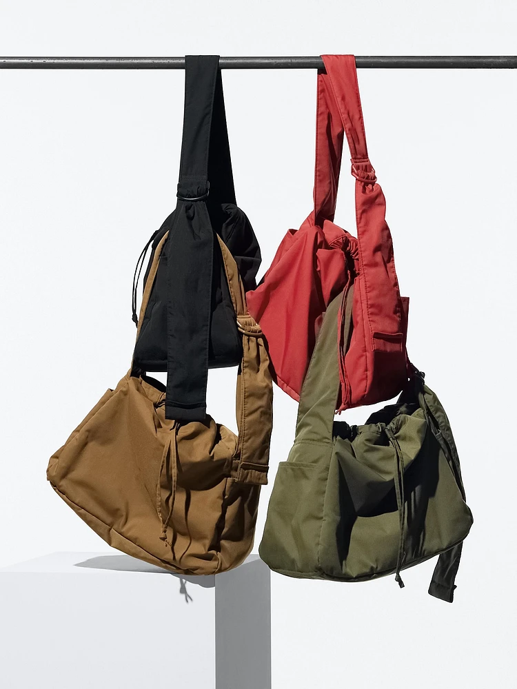 SOFT PUFFY SHOULDER BAG