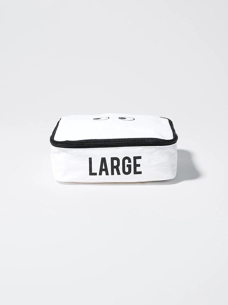SQUARE POUCH