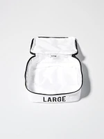 SQUARE POUCH