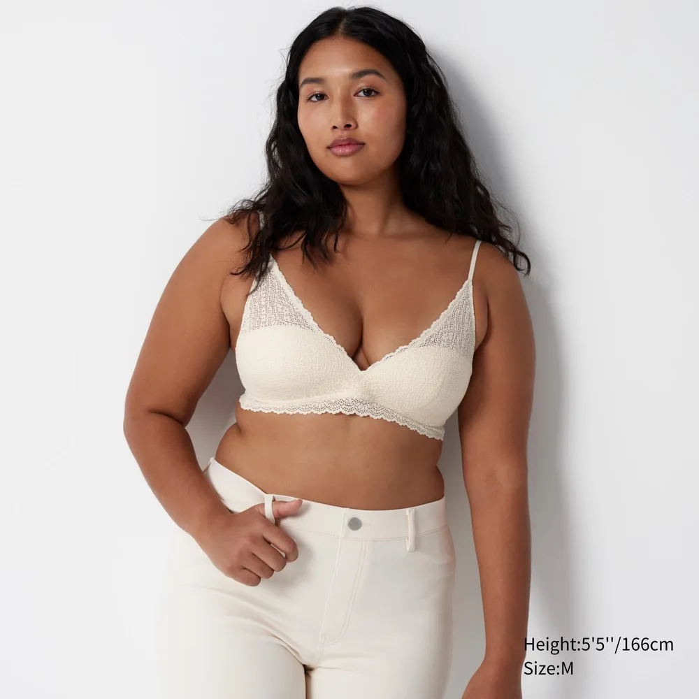 Enjoy all-day comfort with UNIQLO's Wireless Lace Bra with it's soft,  stretchy lace and a natural bustline thanks to integrated cups.