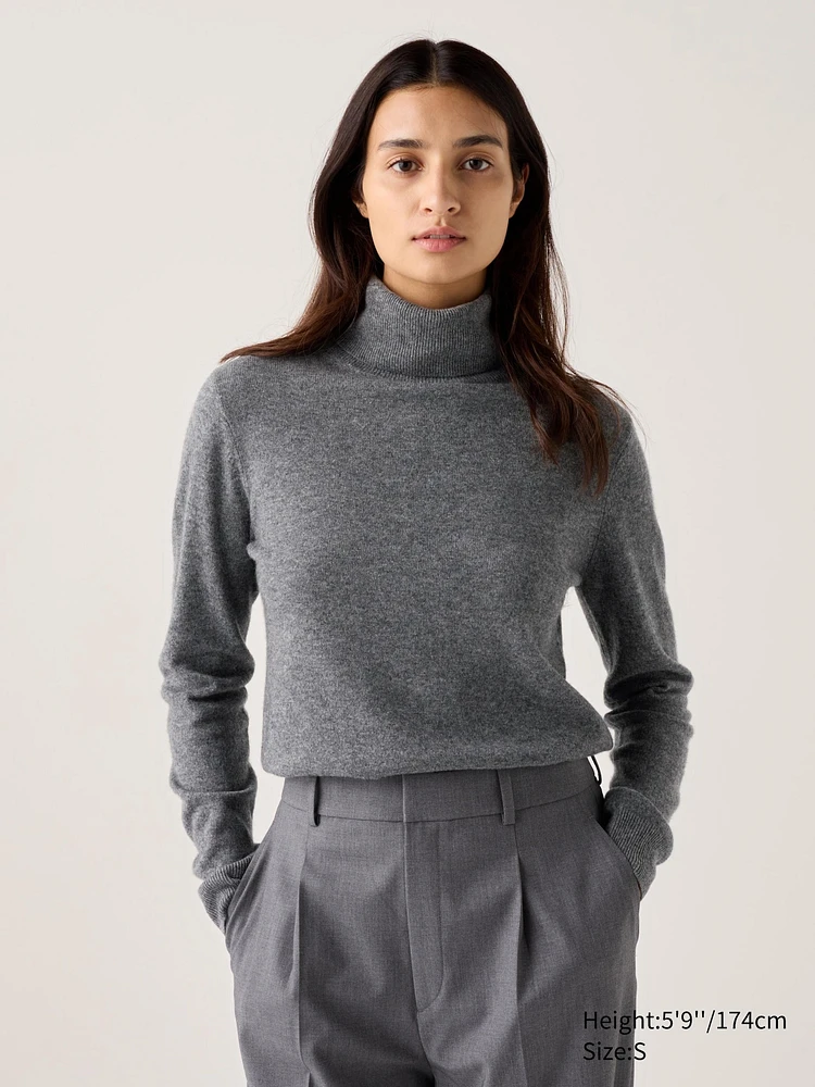 CASHMERE TURTLENECK SWEATER