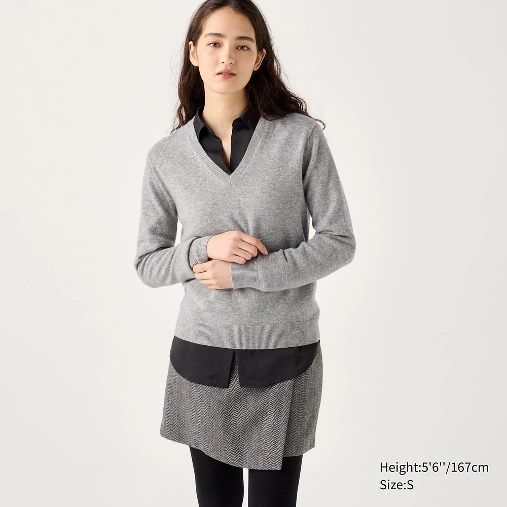 CASHMERE V NECK SWEATER