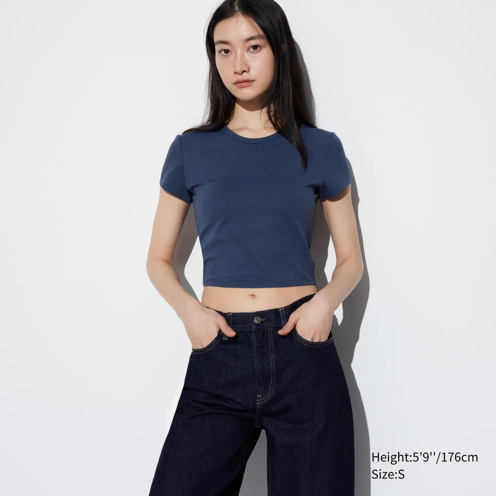 UNIQLO EXTRA STRETCH AIRism CROPPED T-SHIRT