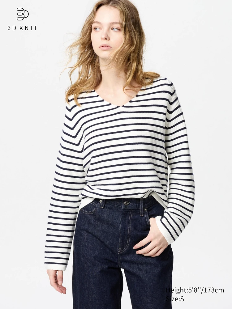 3D KNIT COTTON RELAXED V NECK SWEATER
