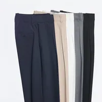 Wide-Fit Pleated Pants (Pinstripe)