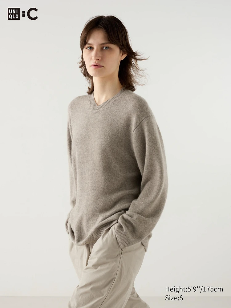 Cashmere Relaxed Sweater | V-Neck