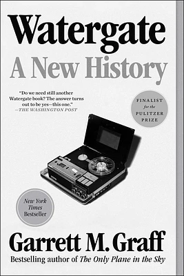 Watergate: A New History (Paperback)