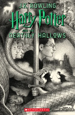 Harry Potter and the Deathly Hallows (Harry Potter, Book 7) (Paperback)