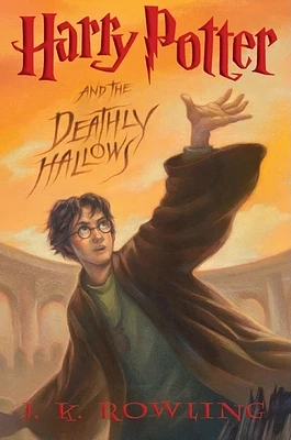 Harry Potter and the Deathly Hallows (Harry Potter, Book 7) (Hardcover)