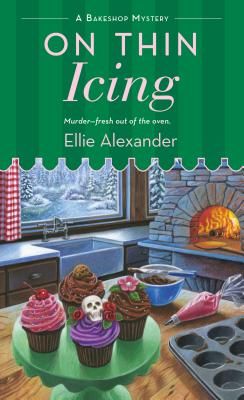 On Thin Icing: A Bakeshop Mystery (Mass Market)