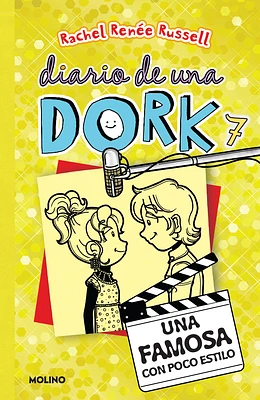 Una famosa con poco estilo / Dork Diaries: Tales from a Not-So-Glam TV Star (Diario De Una Dork #7) (Paperback)