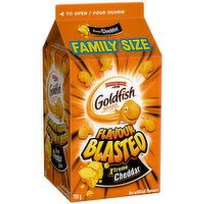 Pepperidge Farm - Goldfish Crackers, Extreme Cheddar, Family Size, 750 Gram