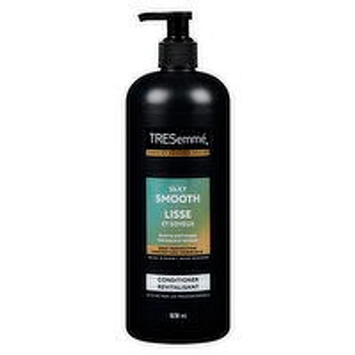 Tresemme - Smooth & Silky Conditioner, 828 Millilitre
