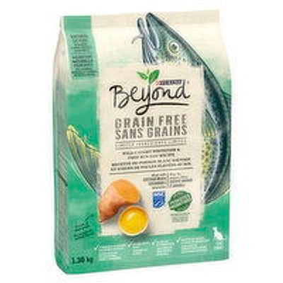 Purina - Beyond Simply Grain Free Wild-Caught Whitefish & Cage-Free Egg Recipe, Dry Cat Food, 1.36 Kilogram
