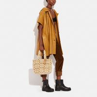 Tote 28 Signature Shearling